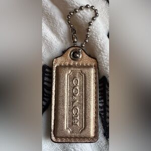Coach hang tag